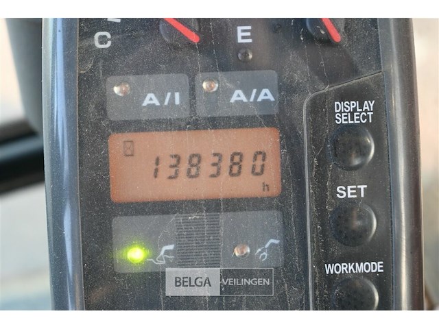 Hitachi graafmachine - afbeelding 18 van  19