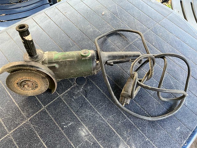 Hitachi haakse haakse slijper (werkend) - afbeelding 1 van  3