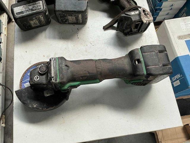 Hitachi haakse slijpmachine / slagmoersleutel - afbeelding 5 van  11