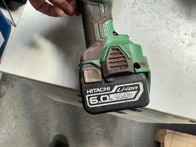Hitachi haakse slijpmachine / slagmoersleutel - afbeelding 6 van  11