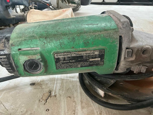 Hitachi haakse slijpmachine - afbeelding 3 van  3