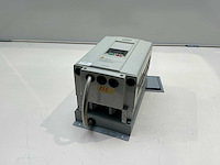 Hitachi j300 075hfe4 frequentieregelaar - afbeelding 2 van  7