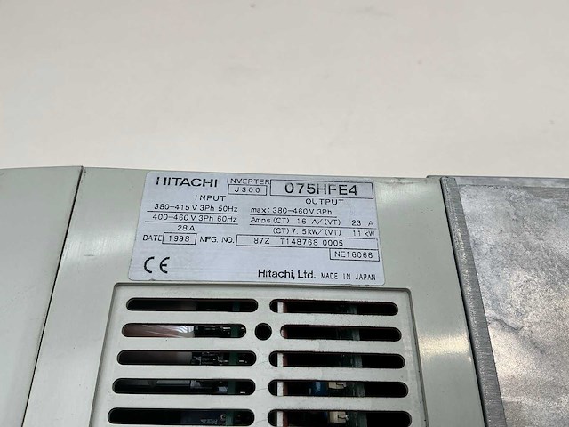 Hitachi j300 075hfe4 frequentieregelaar - afbeelding 7 van  7
