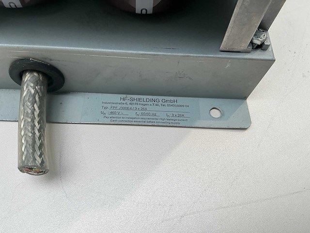 Hitachi j300 075hfe4 frequentieregelaar - afbeelding 2 van  2