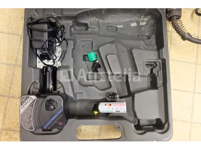 Hitachi nt65gs batterij-aangedreven spijkermachine - afbeelding 2 van  5