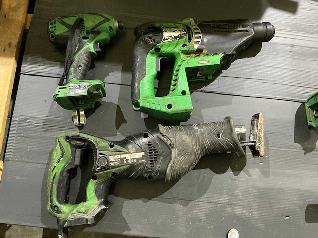 Hitachi partij divers accugereedschap - afbeelding 2 van  5