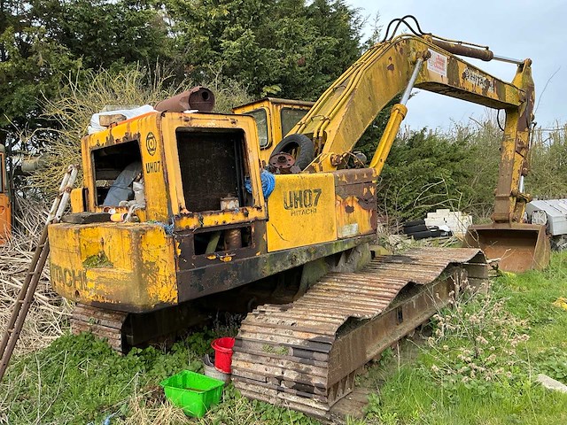 Hitachi rupsgraafmachine voor onderdelen - afbeelding 4 van  5