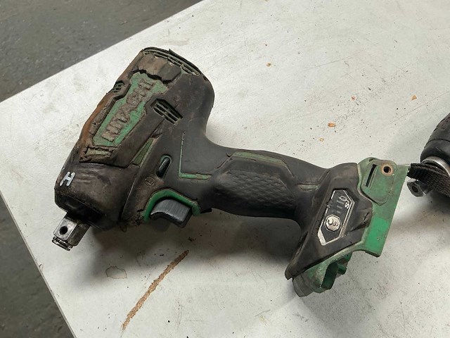 Hitachi slagmoersleutel (2x) - afbeelding 2 van  8