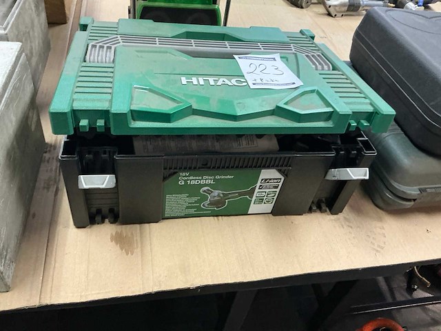 Hitachi werfradio - afbeelding 6 van  6