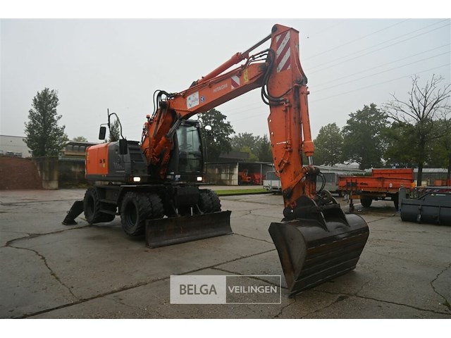 Hitachi zaxis 140w graafmachine - afbeelding 9 van  23