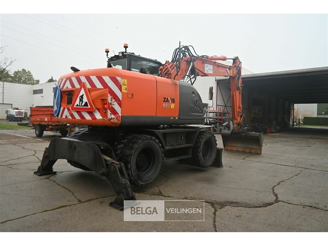 Hitachi zaxis 140w graafmachine - afbeelding 11 van  23