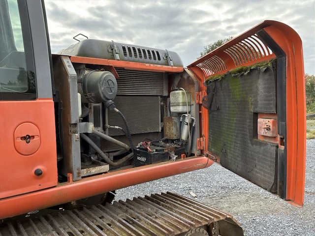 Hitachi zaxis 180 lc rupsgraafmachine - afbeelding 21 van  33