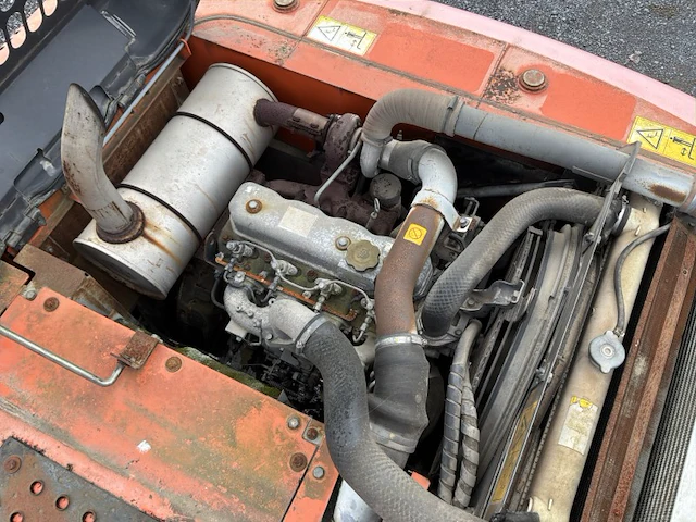 Hitachi zaxis 180 lc rupsgraafmachine - afbeelding 24 van  33
