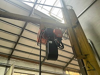 Hitachi zwenkarmkraan op paal - afbeelding 5 van  8