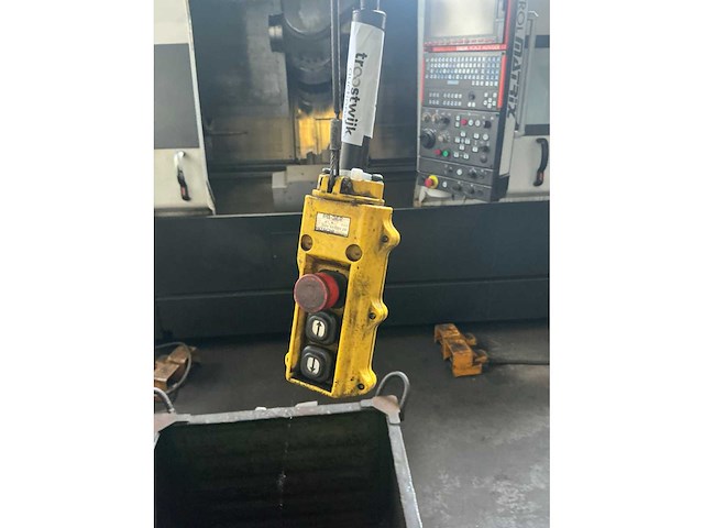 Hitachi zwenkarmkraan - afbeelding 5 van  8