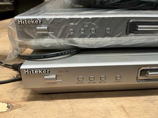 Hiteker sdv-150 dvd speler (2x) - afbeelding 3 van  4
