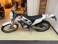 Hm locusta 200 moto - afbeelding 5 van  12