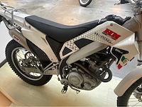 Hm locusta moto - afbeelding 8 van  12