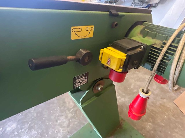 H.m. machinery a/s - tas 75 - bandschuurmachine - afbeelding 4 van  5