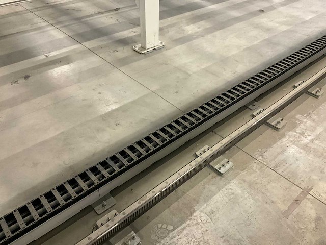 H&m x-multi houtbewerkingsmachine/bewerkingsbrug op rail - afbeelding 34 van  41