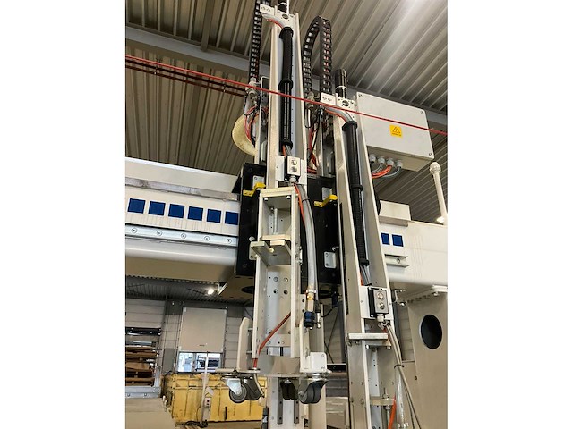 H&m x-multi houtbewerkingsmachine/bewerkingsbrug op rail - afbeelding 36 van  41