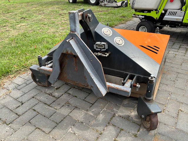 Hoaf weedair 100 onkruidbestrijdingsmachine - afbeelding 6 van  11