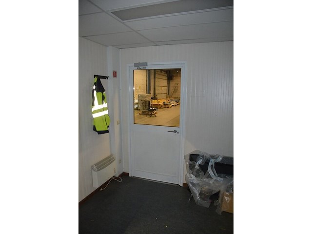 Hob unit met verlichting (zonder inhoud) met 2 ramen en deur afm. 3m x 6m - afbeelding 3 van  24