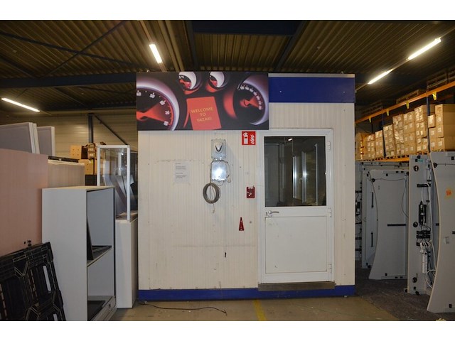 Hob unit met verlichting (zonder inhoud) met 2 ramen en deur afm. 3m x 6m - afbeelding 1 van  24