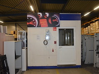 Hob unit met verlichting (zonder inhoud) met 2 ramen en deur afm. 3m x 6m
