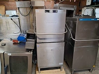 Hobart - korvenvaatwasmachine