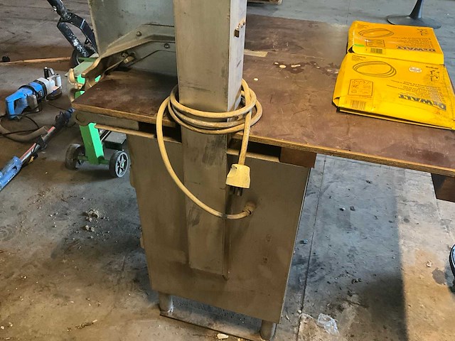 Hobart 5214-g bandzaagmachine - afbeelding 12 van  13