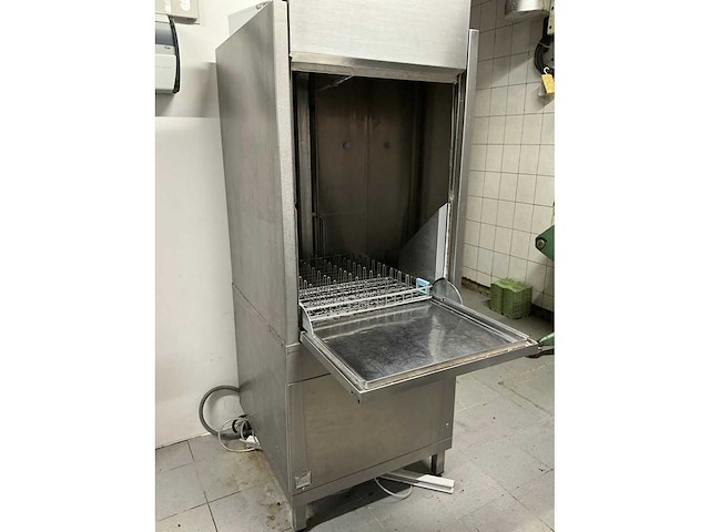 Hobart ux-30 eb korvenvaatwasmachine - afbeelding 3 van  8