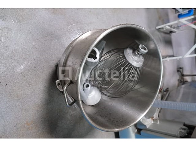 Hobart v-1401 mixer mixer met accessoires - afbeelding 11 van  11