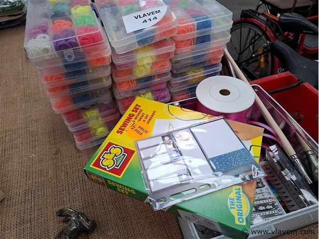 Hobbymateriaal - afbeelding 1 van  2