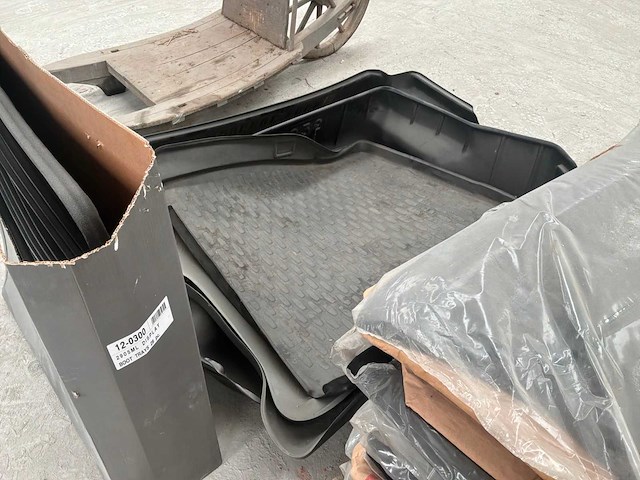 Hoedenplanken en kofferhoes - afbeelding 4 van  5