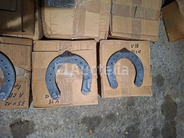 Hoefijzers - afbeelding 4 van  8