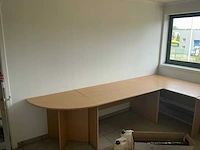 Hoek bureau 2m20 op 80cm en 2m op 80cm bureautafel