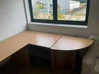 Hoek bureau 2m20 op 80cm en 2m op 80cm bureautafel - afbeelding 2 van  2