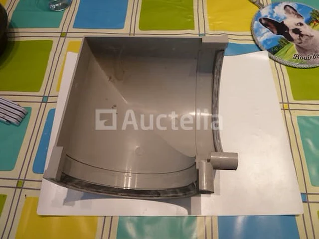 Hoek voor pvc half-moon goot: diameter 160: +- 20 stuks - afbeelding 2 van  5