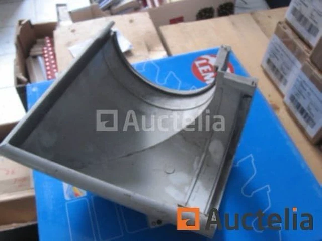 Hoek voor pvc half-moon goot: diameter 160: +- 20 stuks - afbeelding 4 van  5