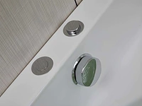 Hoekbubbelbad met watervalsysteem - 150 x 150 x 60 cm - 2 zitplaatsen - 350 l - afbeelding 8 van  8