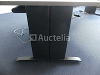 Hoekbureau + 2 tafels - afbeelding 1 van  9