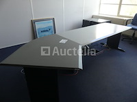 Hoekbureau + 2 tafels - afbeelding 3 van  9