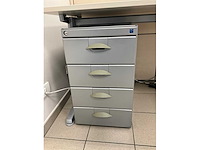 Hoekbureau + 2x tafel - afbeelding 2 van  6