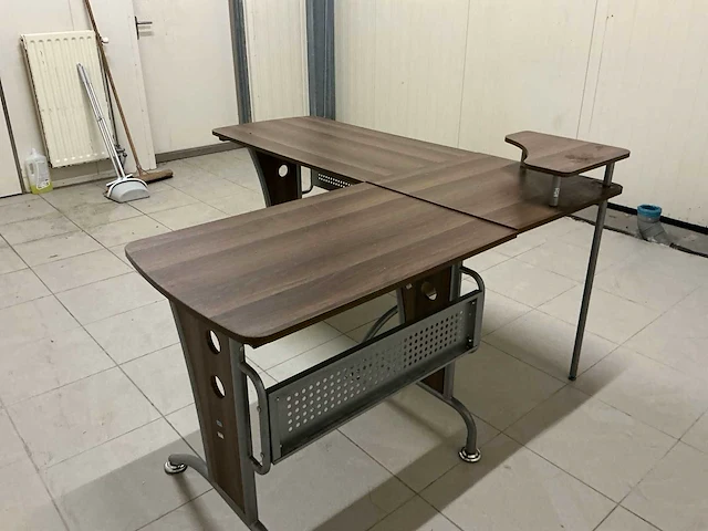 Hoekbureau bureau - afbeelding 4 van  5