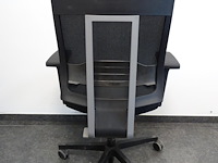 Hoekbureau + ladekastje en 3x bureaustoel - afbeelding 6 van  7