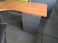 Hoekbureau nn - afbeelding 4 van  5