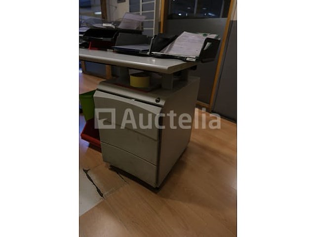 Hoekbureau - afbeelding 1 van  6