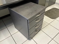 Hoekbureau - afbeelding 7 van  11