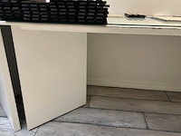 Hoekbureau - afbeelding 3 van  3